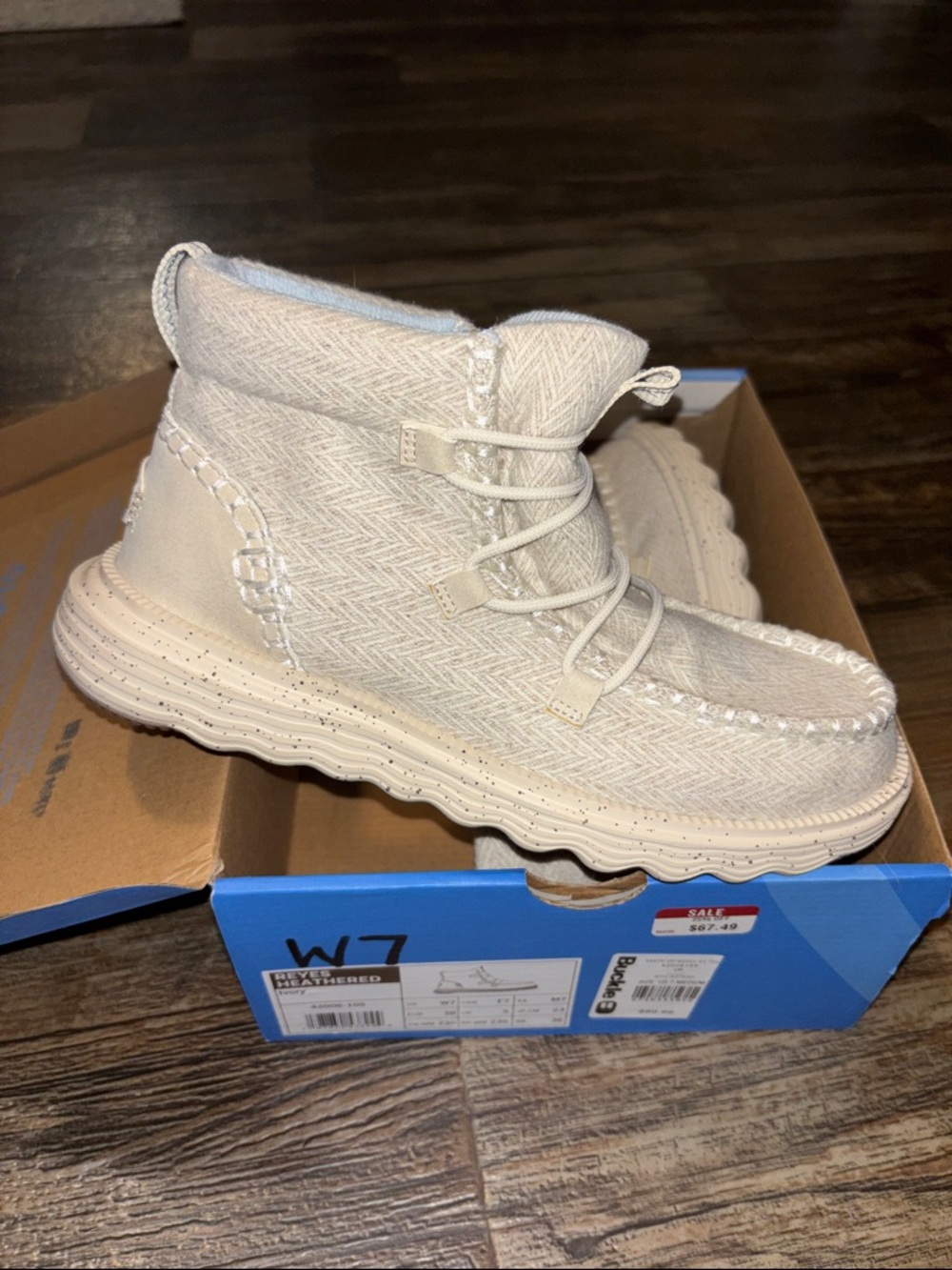 Hey Dude Women's Cream Lace-Up Ankle Booties